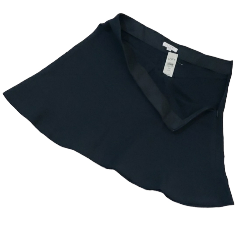 LOFT~Woman Soze 10Petite~Black Flare Mini Skirt NWT.